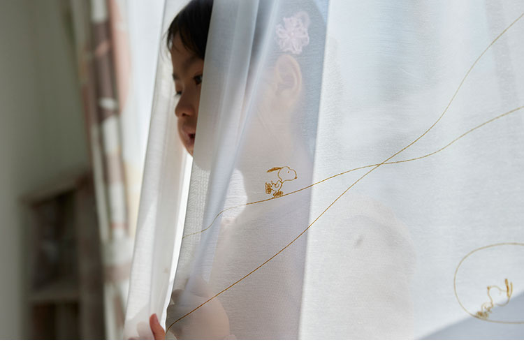 【PEANUTS】レースカーテン 日本製 スヌーピー SNOOPY G clef voile ジークレフボイル PEANUTS ピーナッツ 1枚入 ウォッシャブル 洗える 北欧 おしゃれ(代引不可)