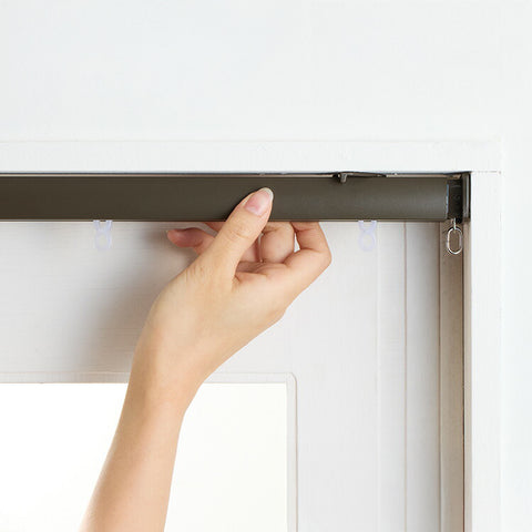 【新色ブラック追加】カーテンレール 110cm つっぱり 賃貸 フィットワン 伸縮 シングル 穴あけ不要 取付簡単 あす楽 間仕切り 突っ張り ねじ不要 伸縮レール テンション 1.1m シンプル おしゃれ ブラック ホワイト ブラウン